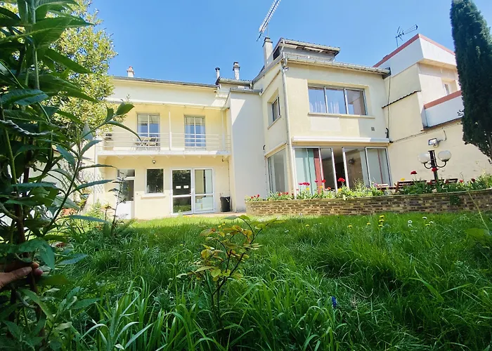 Reims Sherpa Guest House